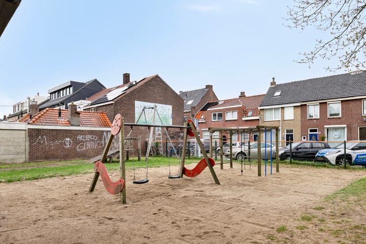 Foto 40 van Bisschop Ophoviusstraat 8