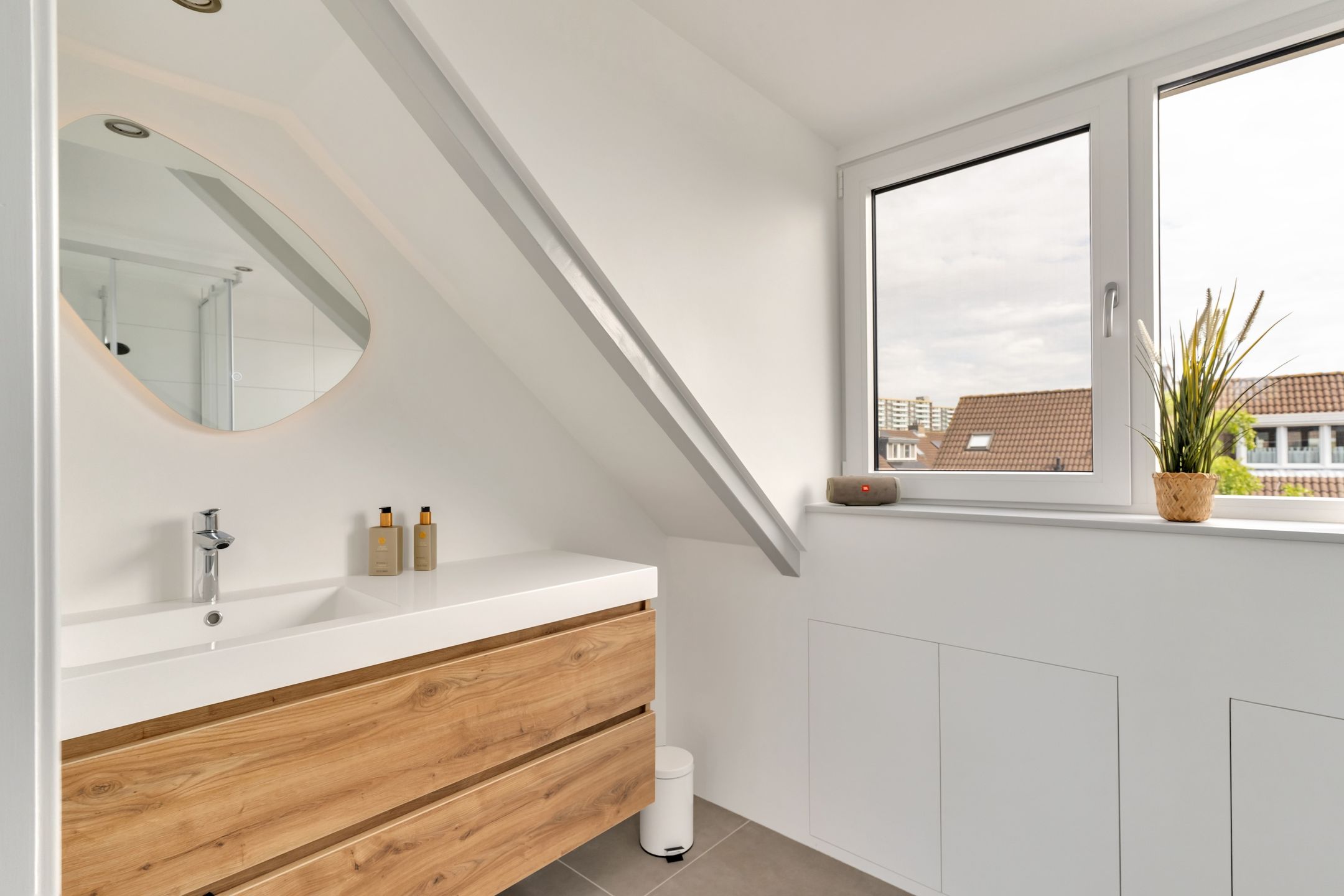 Foto 39 van Burgemeester Cochiuslaan 8