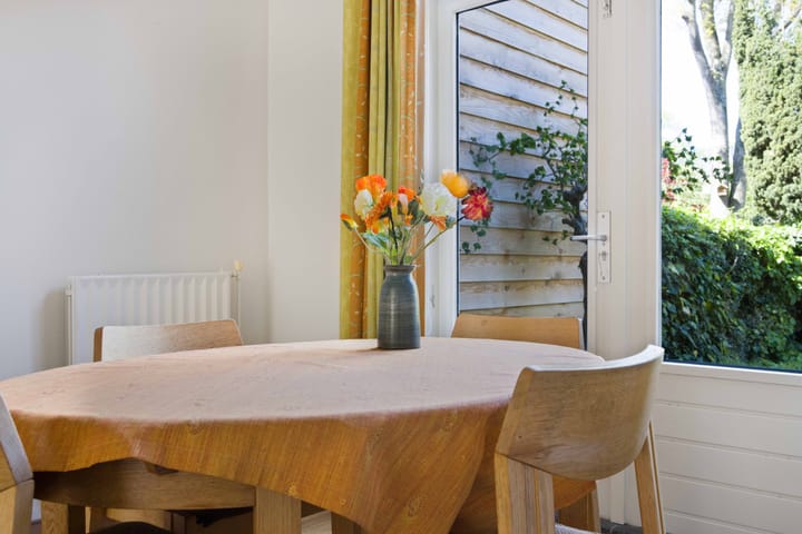 Foto 7 van Middellaan 9