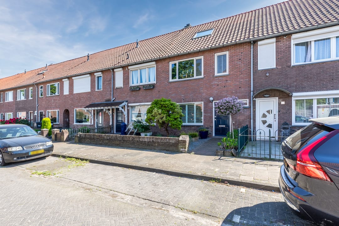 Foto 41 van Bergen op Zoomstraat 141