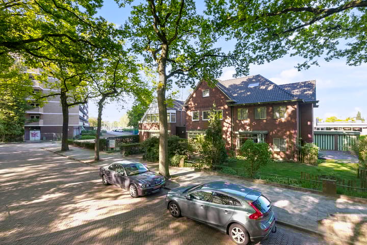 Photo 21 of Professor Korsstraat 2-A