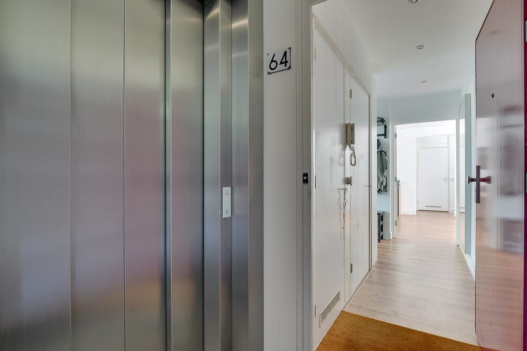 Photo 28 of Jaap Edendreef 64