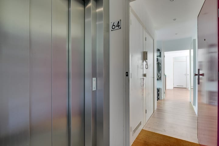 Foto 28 van Jaap Edendreef 64