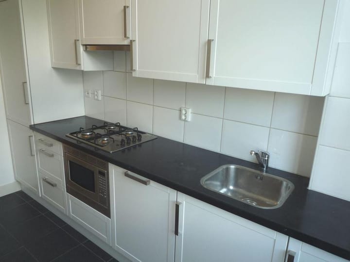 Photo 5 of Filips van Almondestraat 3-2