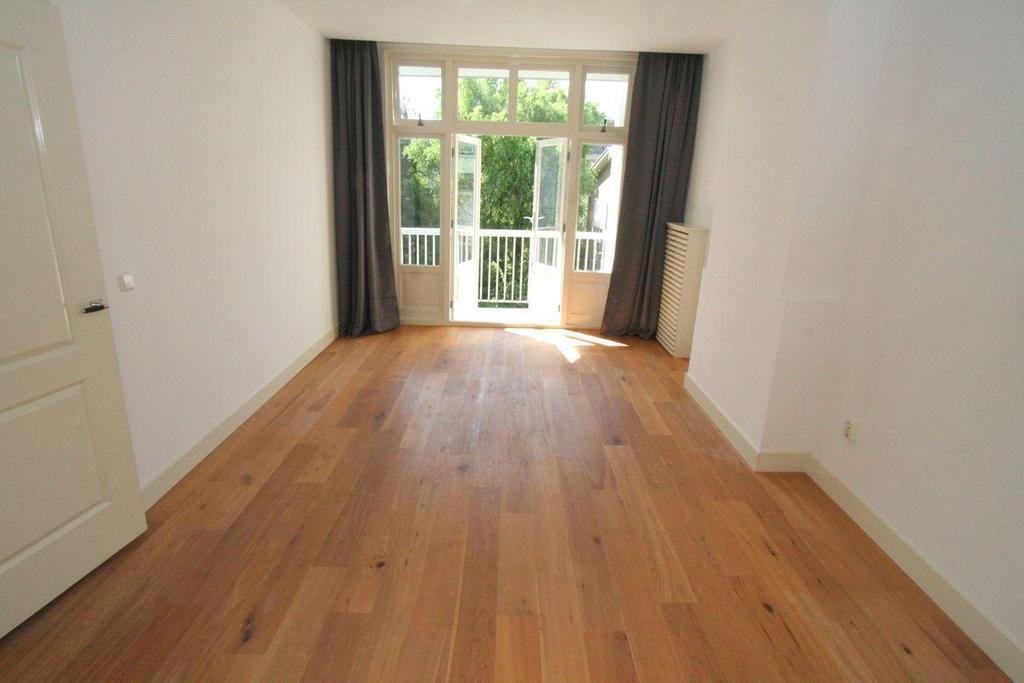 Photo 10 of Filips van Almondestraat 3-2