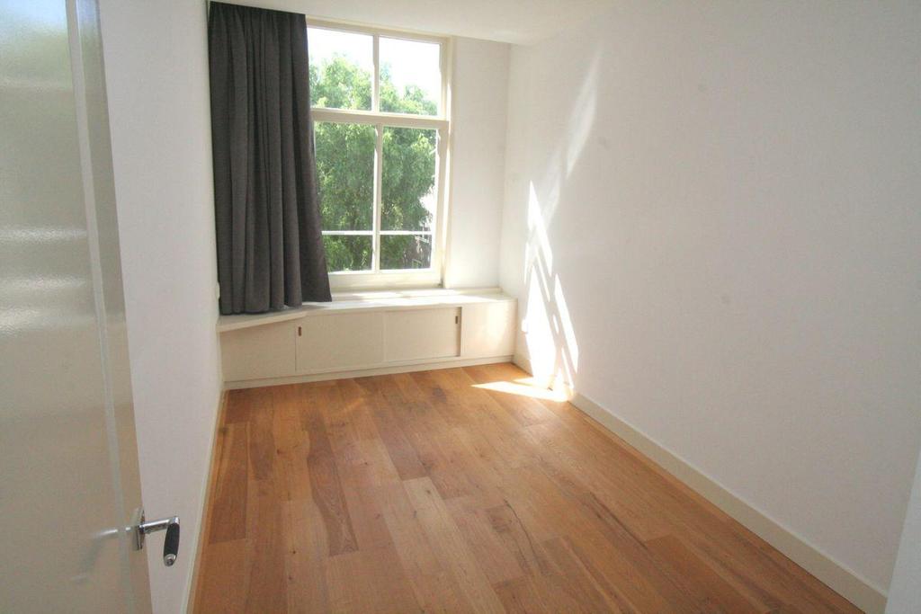 Photo 12 of Filips van Almondestraat 3-2