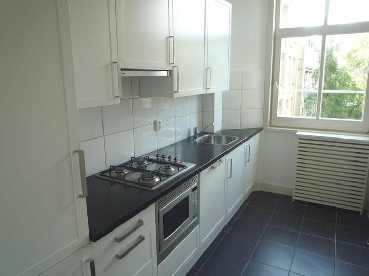 Photo 4 of Filips van Almondestraat 3-2