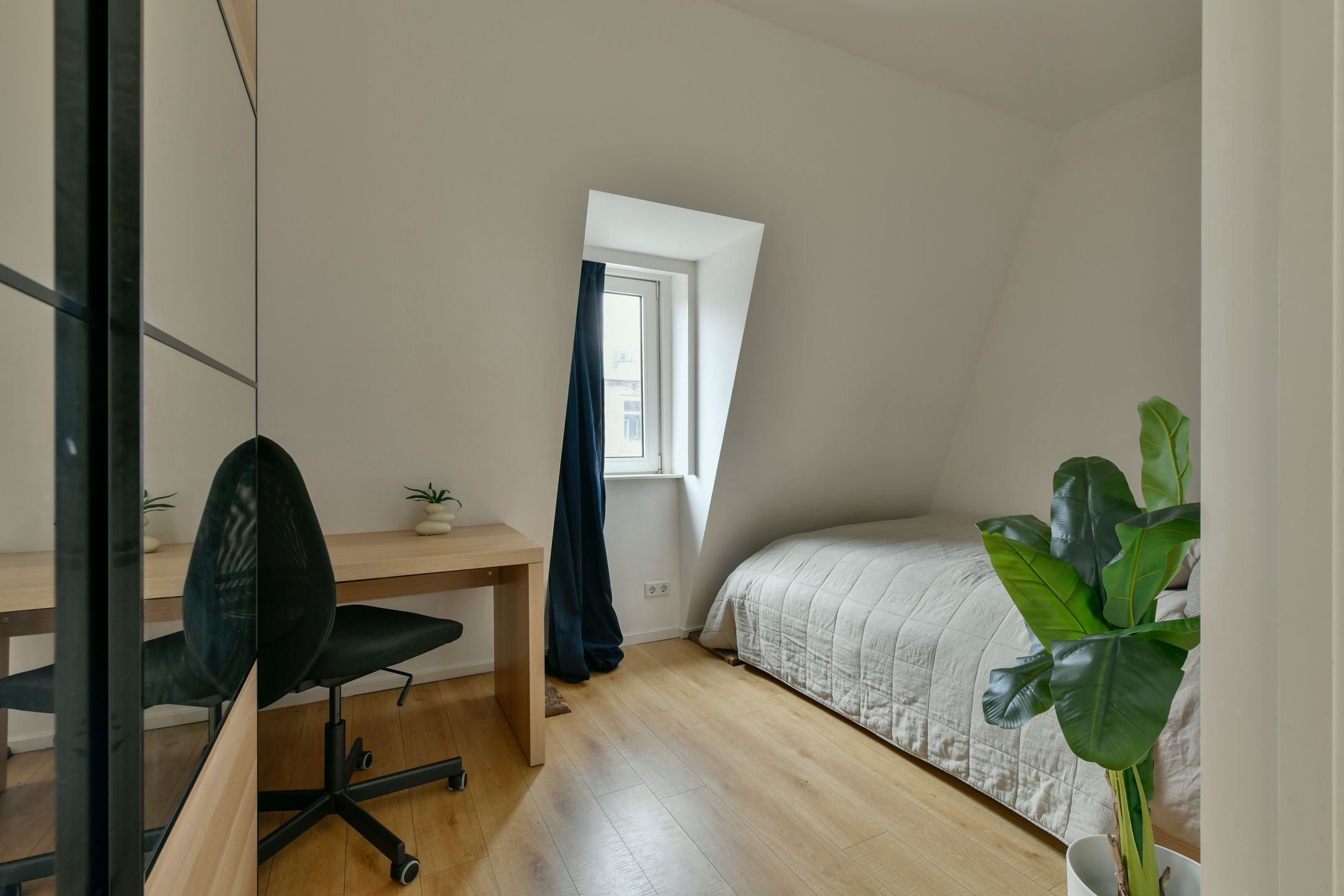 Photo 24 of Kostverlorenstraat 3-3