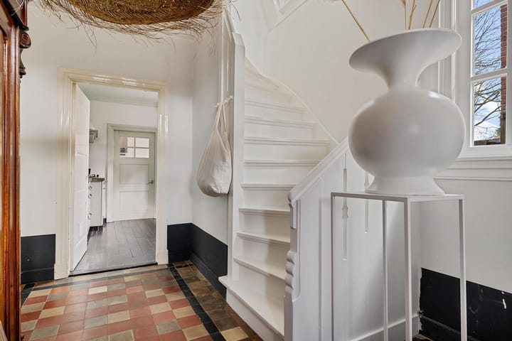 Foto 18 van Burg van der Lelysingel 23