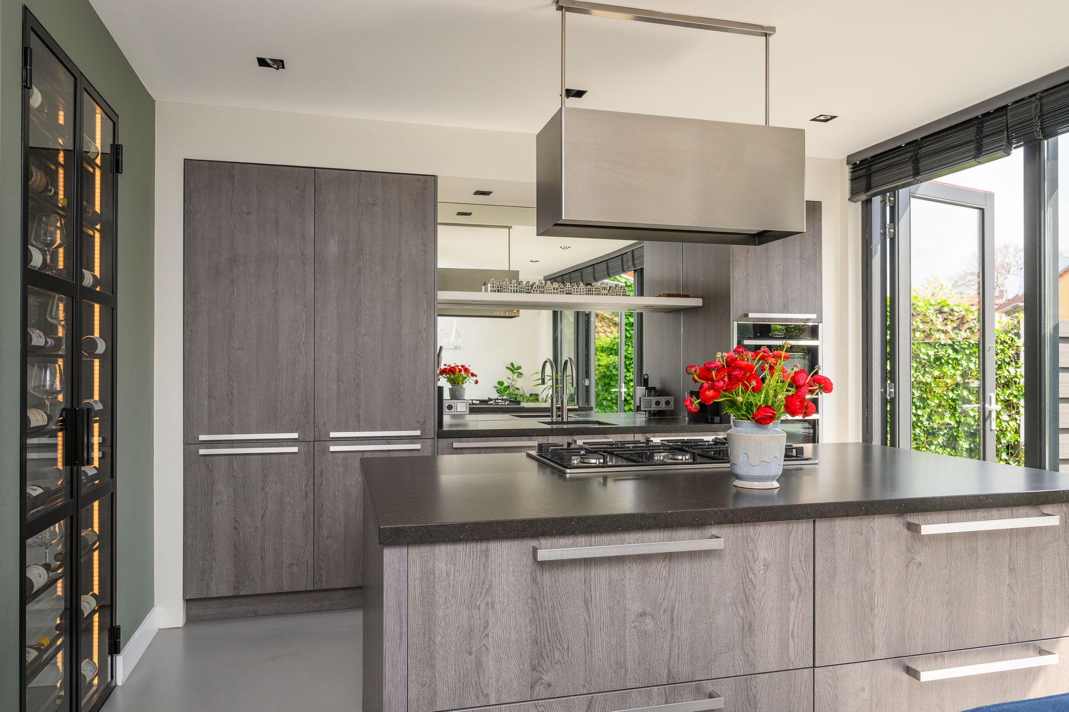 Photo 9 of Koningin Wilhelminalaan 30