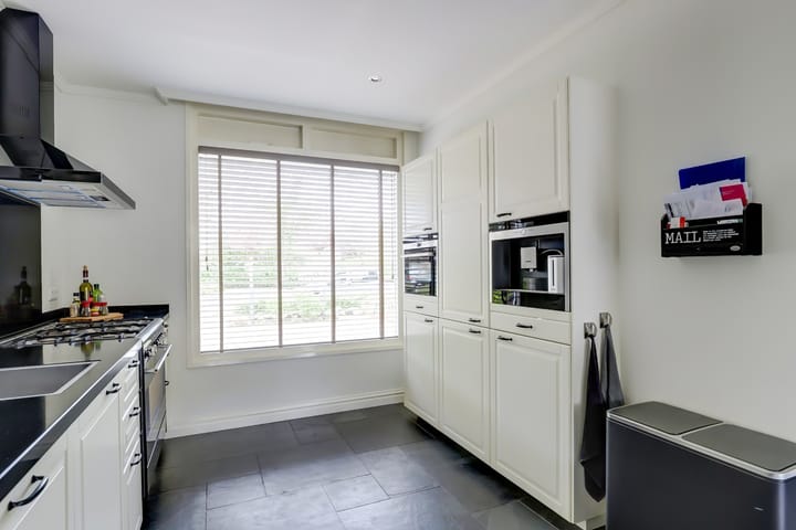 Foto 10 van Van Leeuwenhoeklaan 33