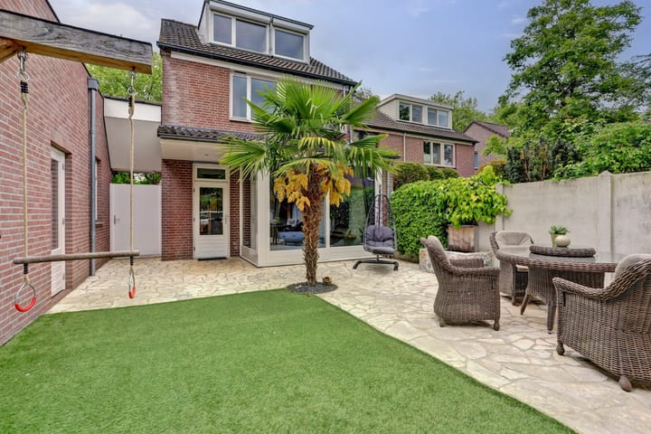 Foto 32 van Van Leeuwenhoeklaan 33