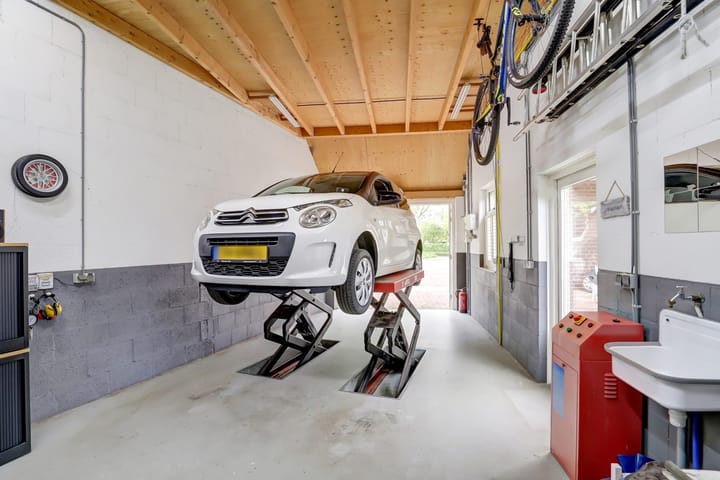 Foto 38 van Van Leeuwenhoeklaan 33