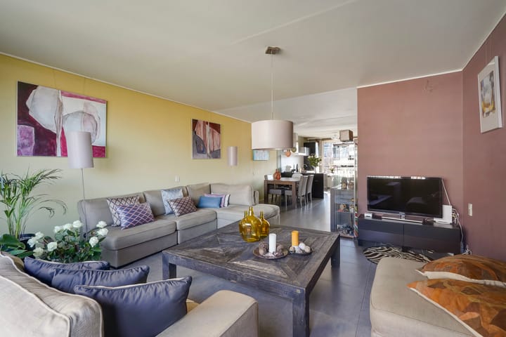 Foto 15 van Hammarskjöldlaan 459