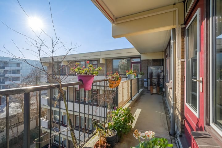 Foto 25 van Hammarskjöldlaan 459