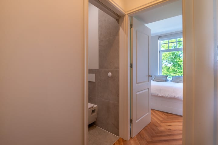 Foto 26 van Nicolaas Witsenkade 33-3