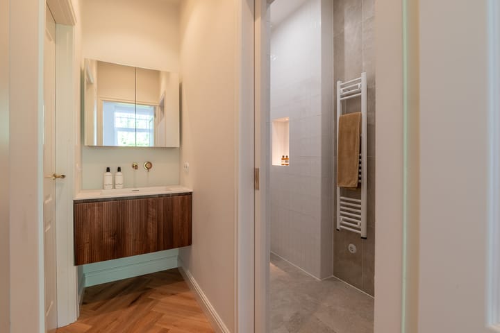 Foto 37 van Nicolaas Witsenkade 33-3