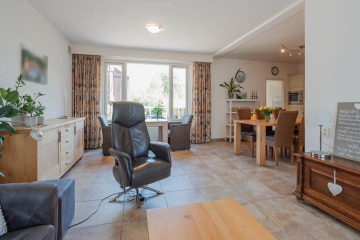 Photo 13 of Maasstraat 5