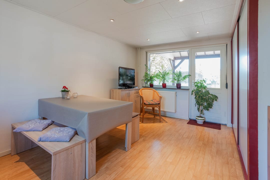 Photo 23 of Maasstraat 5