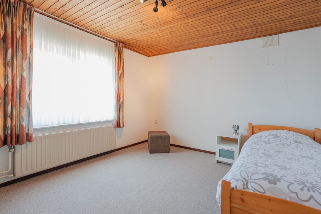 Photo 31 of Maasstraat 5