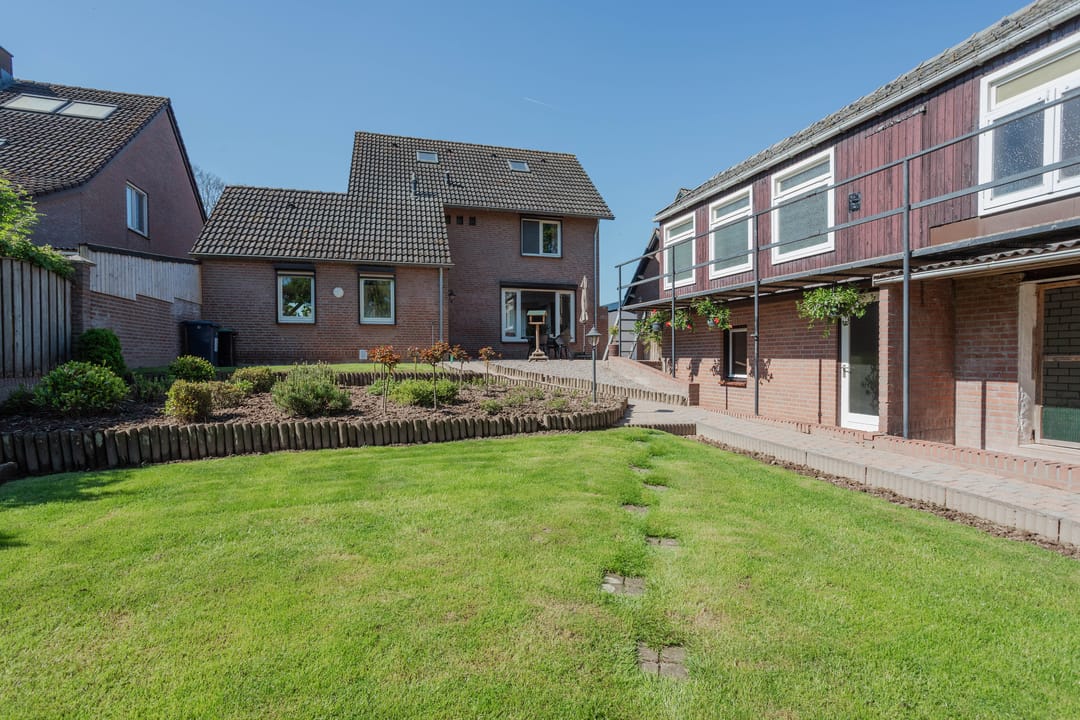 Photo 52 of Maasstraat 5