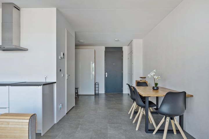 Foto 9 van Makelaarstraat 12-D