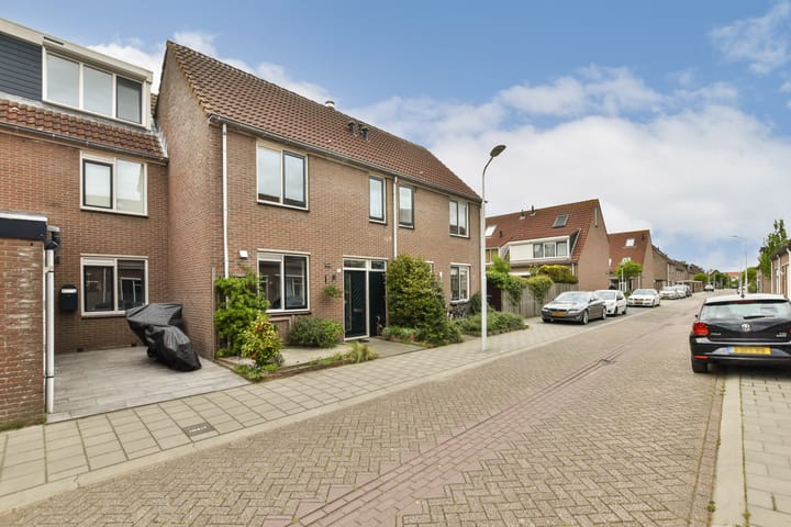 Foto 36 van Aletta Jacobsstraat 57