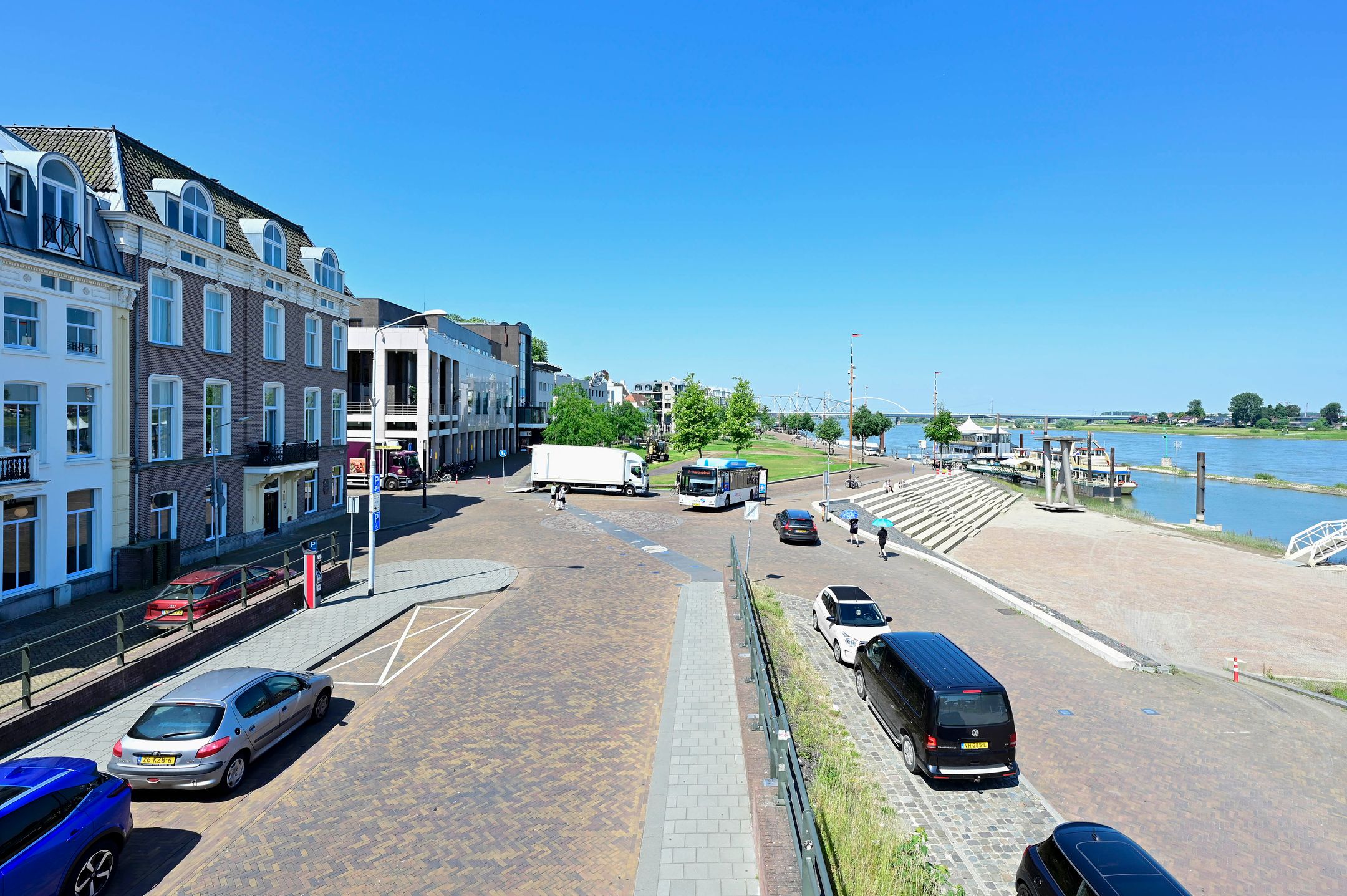 Foto 12 van Waalkade 81