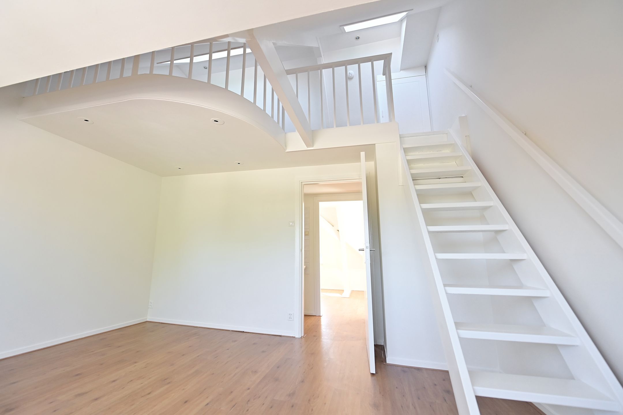 Foto 9 van Neuweg 217-A