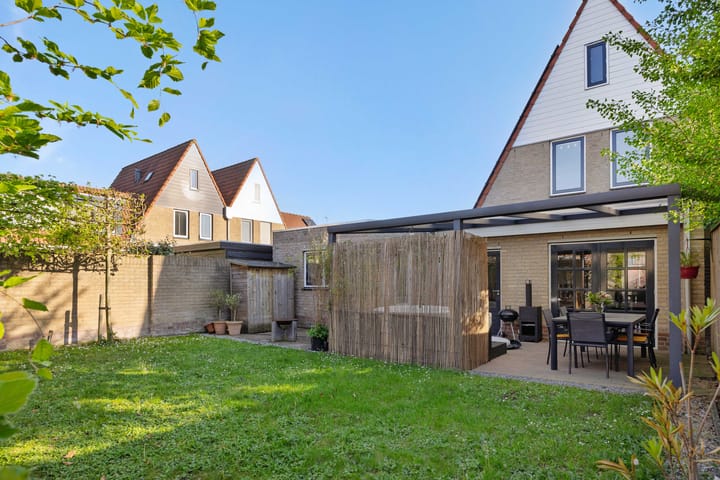 Foto 4 van Koninginnepage 3