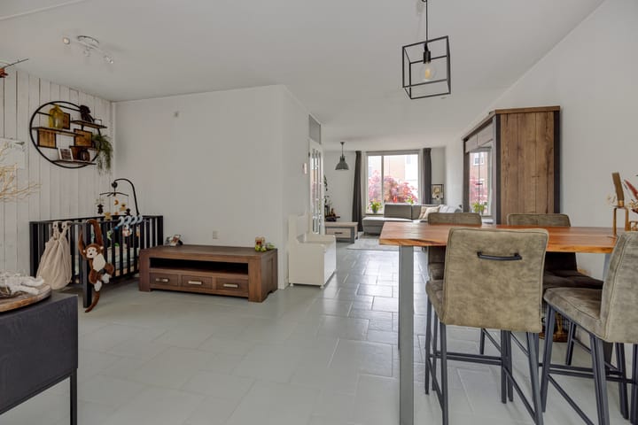 Foto 12 van Koninginnepage 3