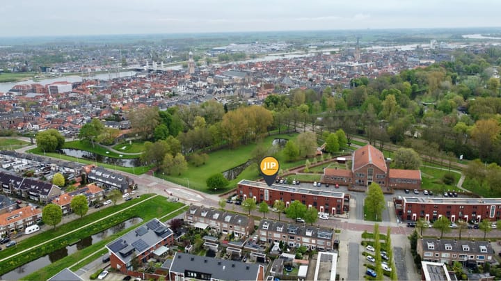 Photo 2 of Oostzeestraat 16