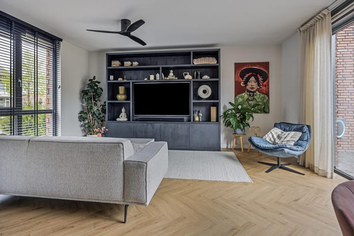 Photo 4 of Oostzeestraat 16