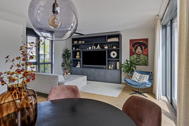 Photo 10 of Oostzeestraat 16