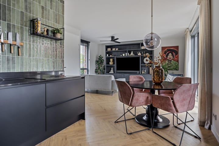 Photo 13 of Oostzeestraat 16