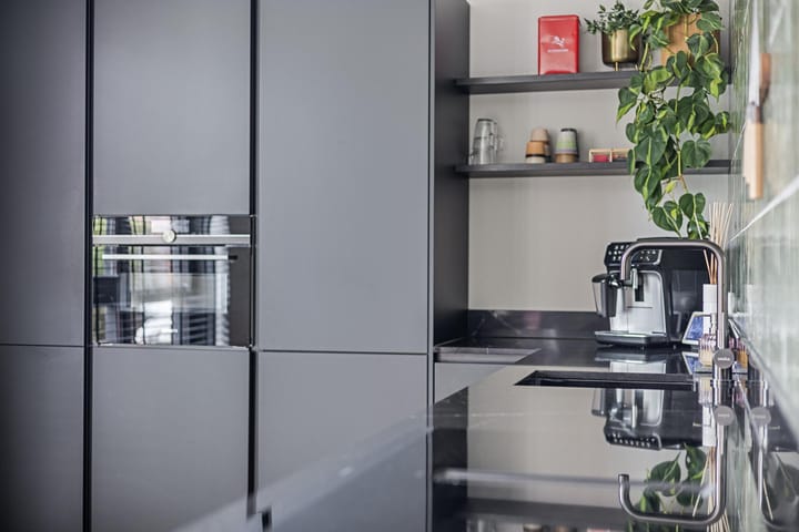 Photo 15 of Oostzeestraat 16