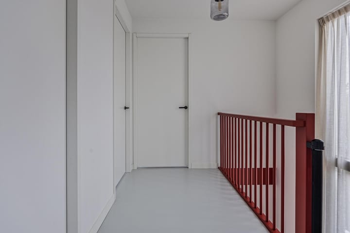 Photo 27 of Oostzeestraat 16