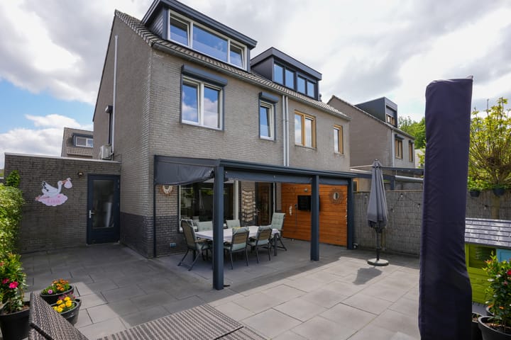 Foto 17 van van Breijlstraat 14