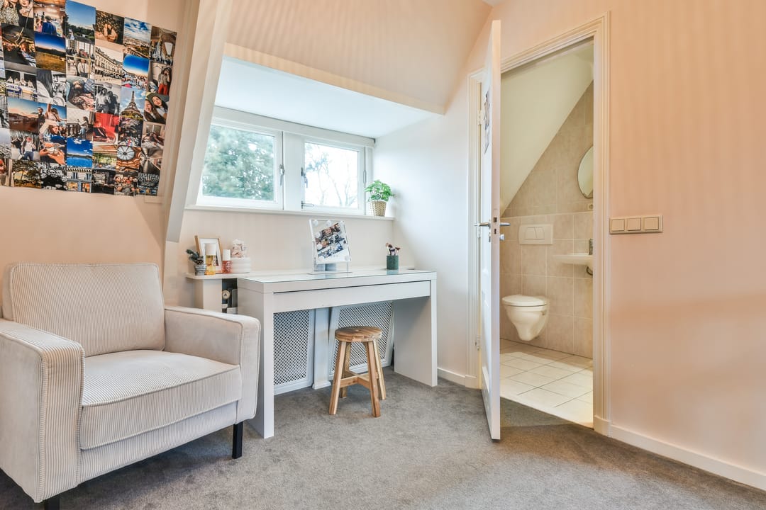 Foto 28 van Naarderstraat 43