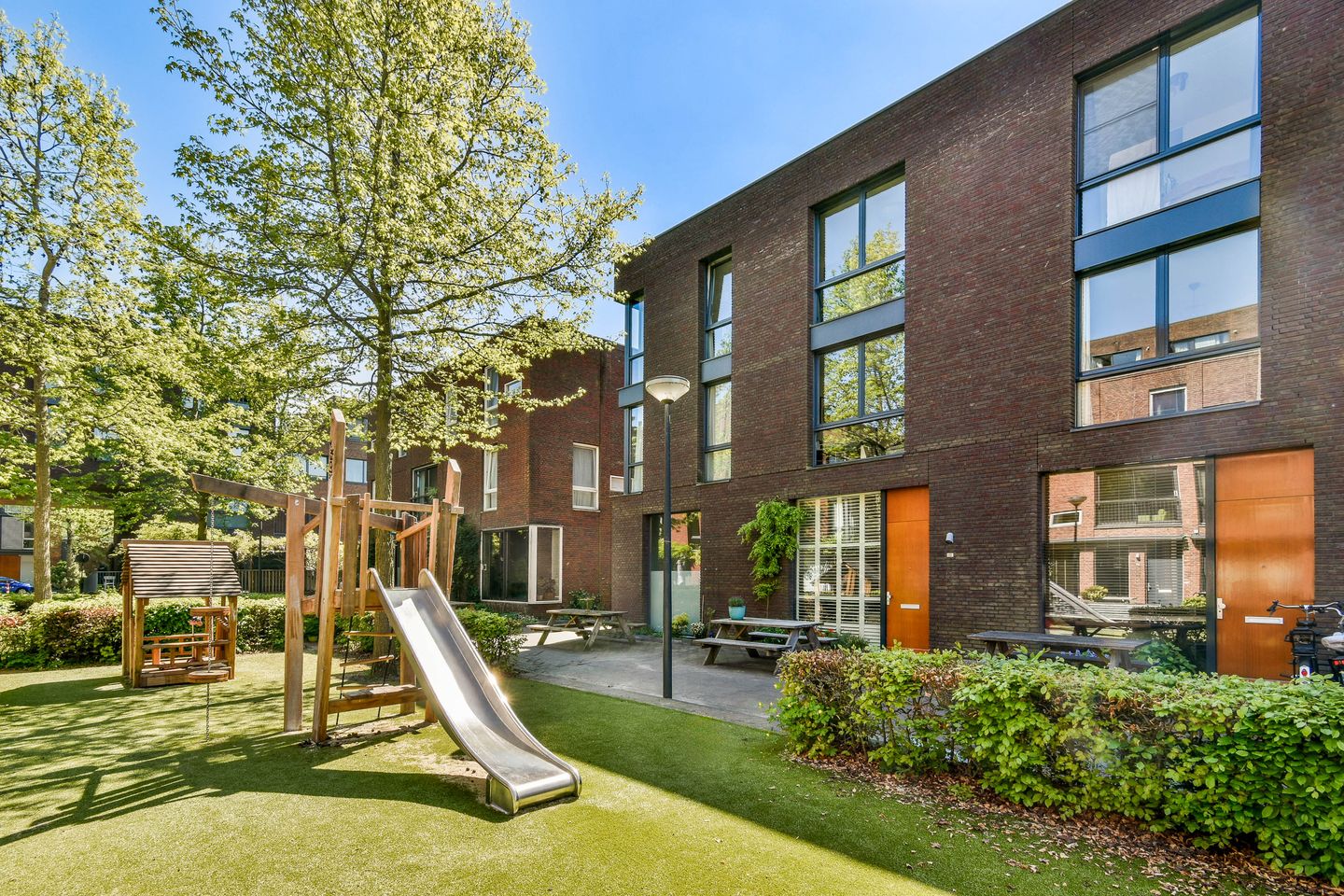 Foto 1 van Alexandrine Tinnehof 12