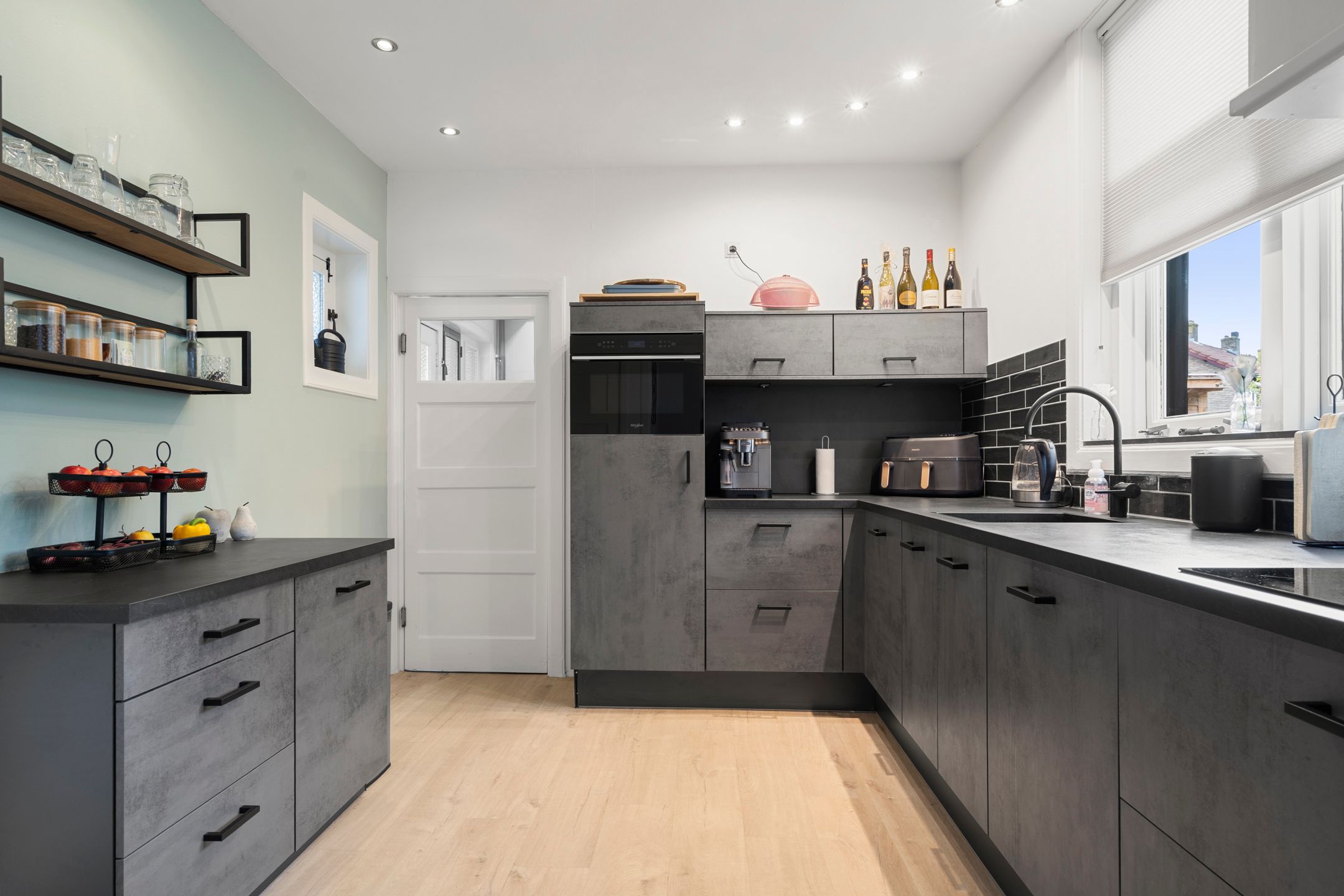 Photo 3 of Enkweg 24