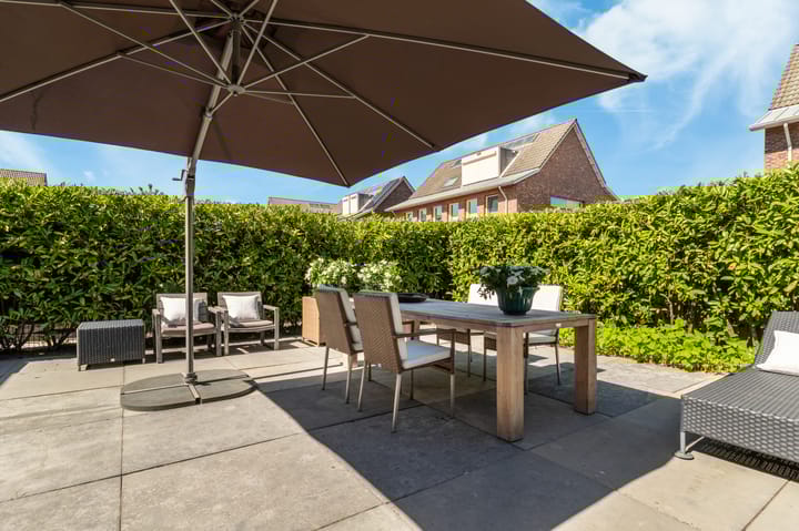 Photo 21 of Colonnade 24