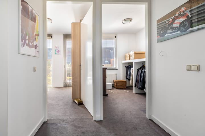 Photo 24 of Colonnade 24