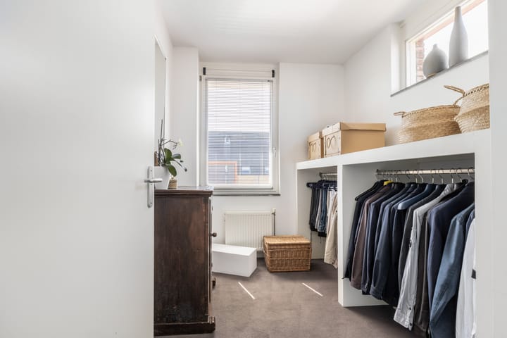 Photo 25 of Colonnade 24