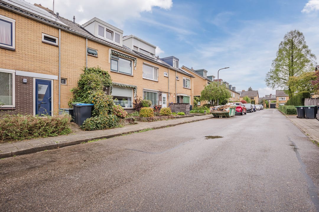 Foto 2 van Jan van Riebeeckstraat 18