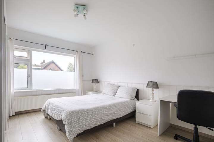 Photo 12 of Jan van Riebeeckstraat 18