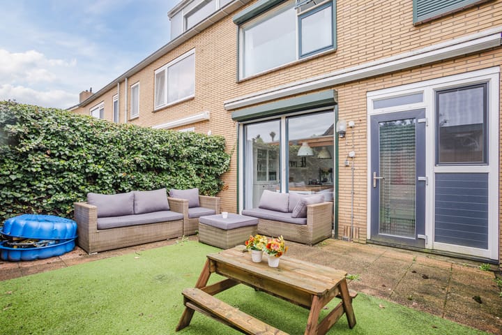 Photo 29 of Jan van Riebeeckstraat 18