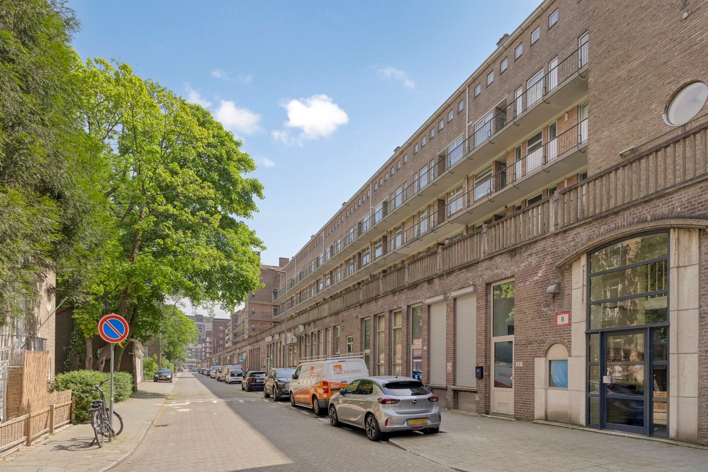 Photo 29 of Herman Robbersstraat 82-E