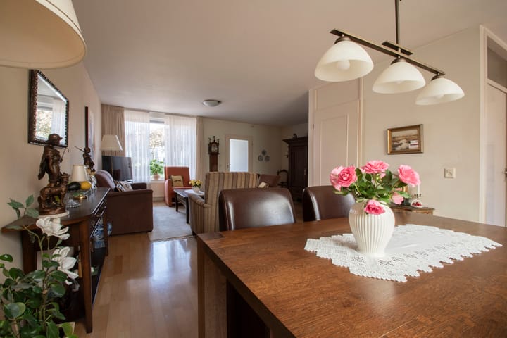 Foto 14 van Jan Mennenstraat 16