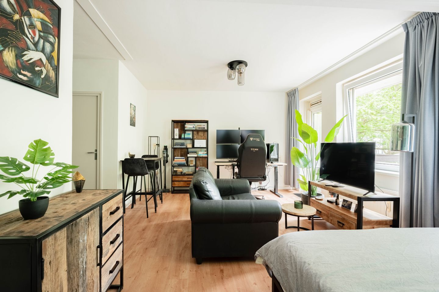 Foto 1 van Van Nijenrodeweg 329